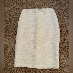 Jennifer Lopez pencil skirt
